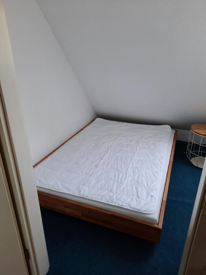 Ferienwohnung Kiel-Holtenau Екстер'єр фото